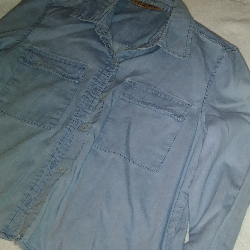 Denim Crop - Picture 2 of 3